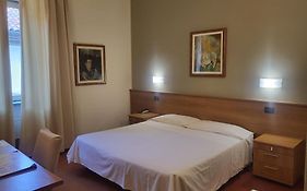 Hotel Lux